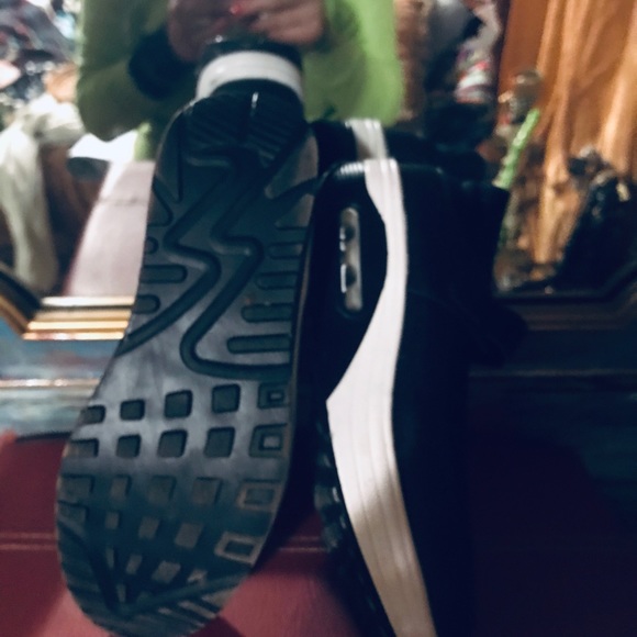 Shoes - Picture 3 of 3